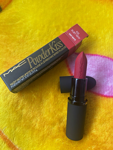 Powder kiss lipstick - powder,